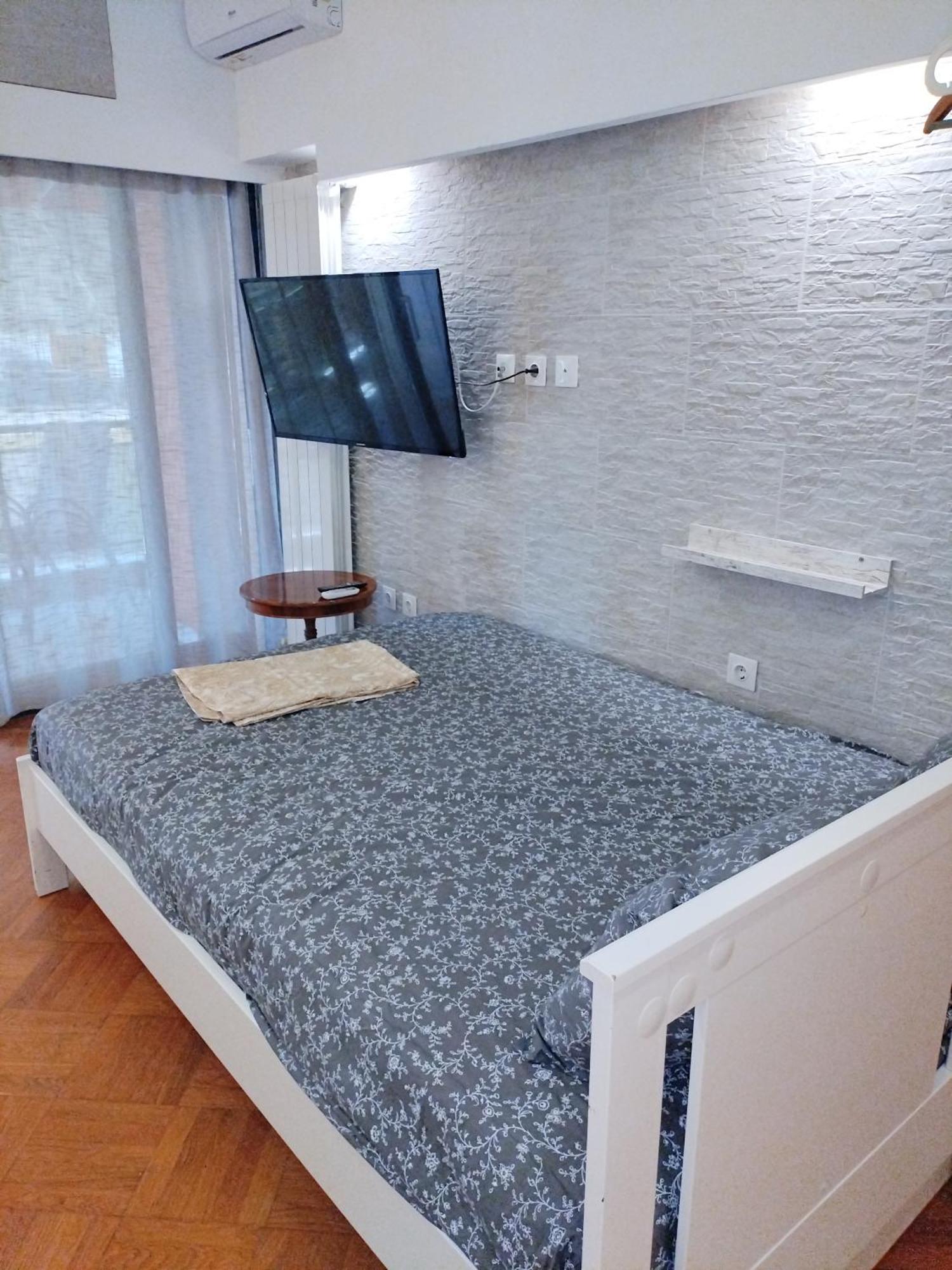 Sleeps 11 - Sea View - Balcony - Parking Apartment Thessaloniki