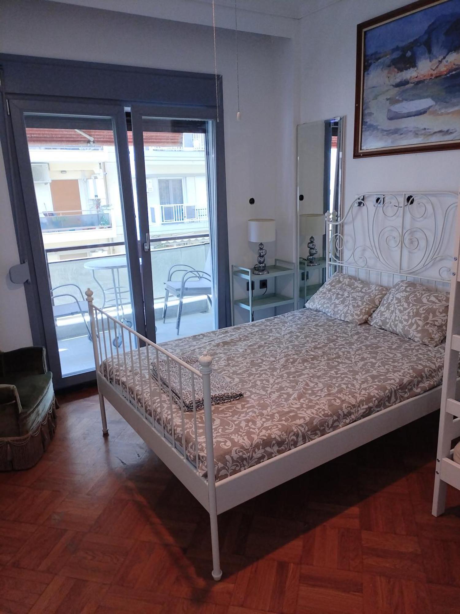 Sleeps 11 - Sea View - Balcony - Parking *