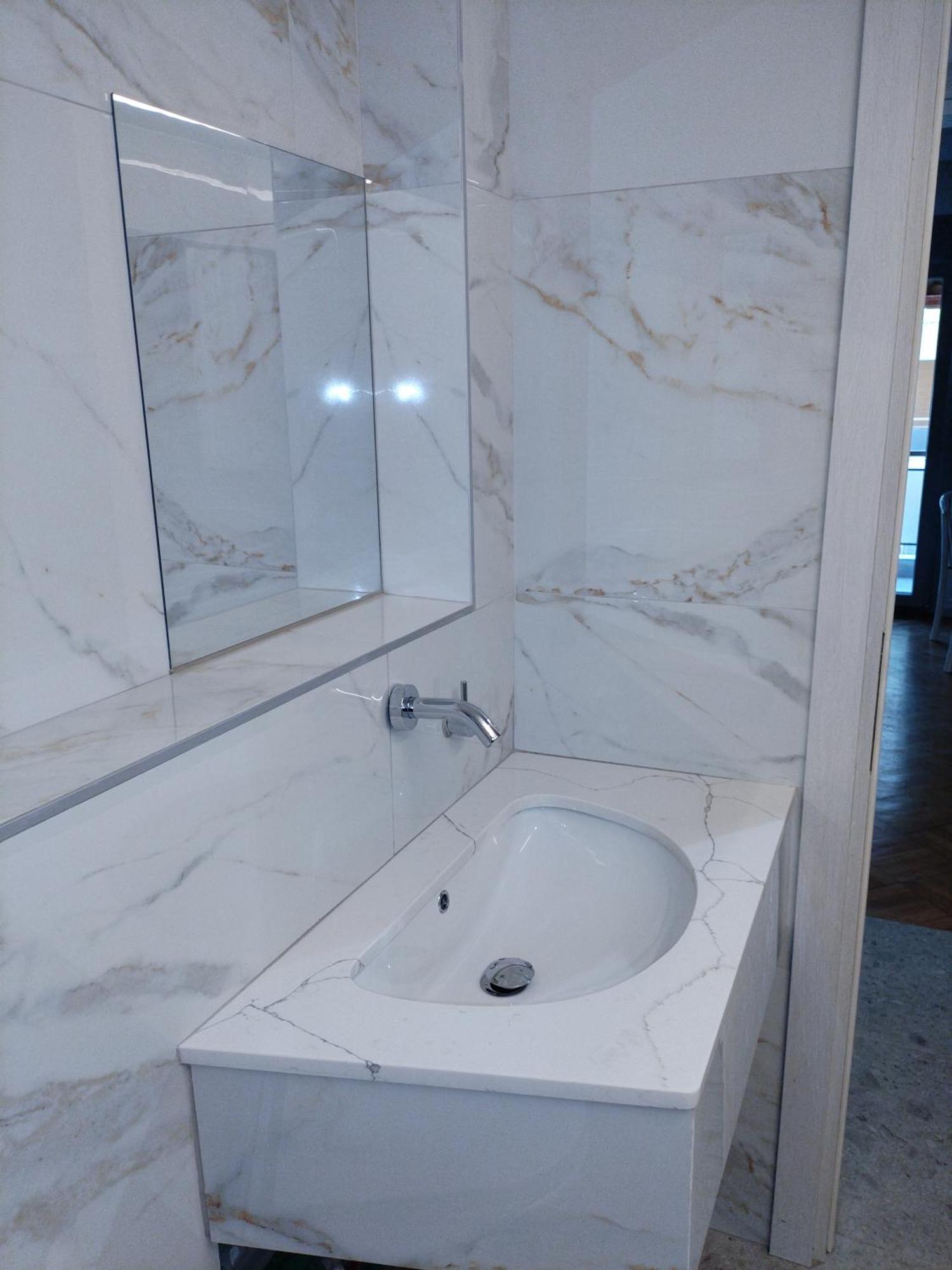 Apartment Sleeps 11 - Sea View - Balcony - Parking Thessaloniki