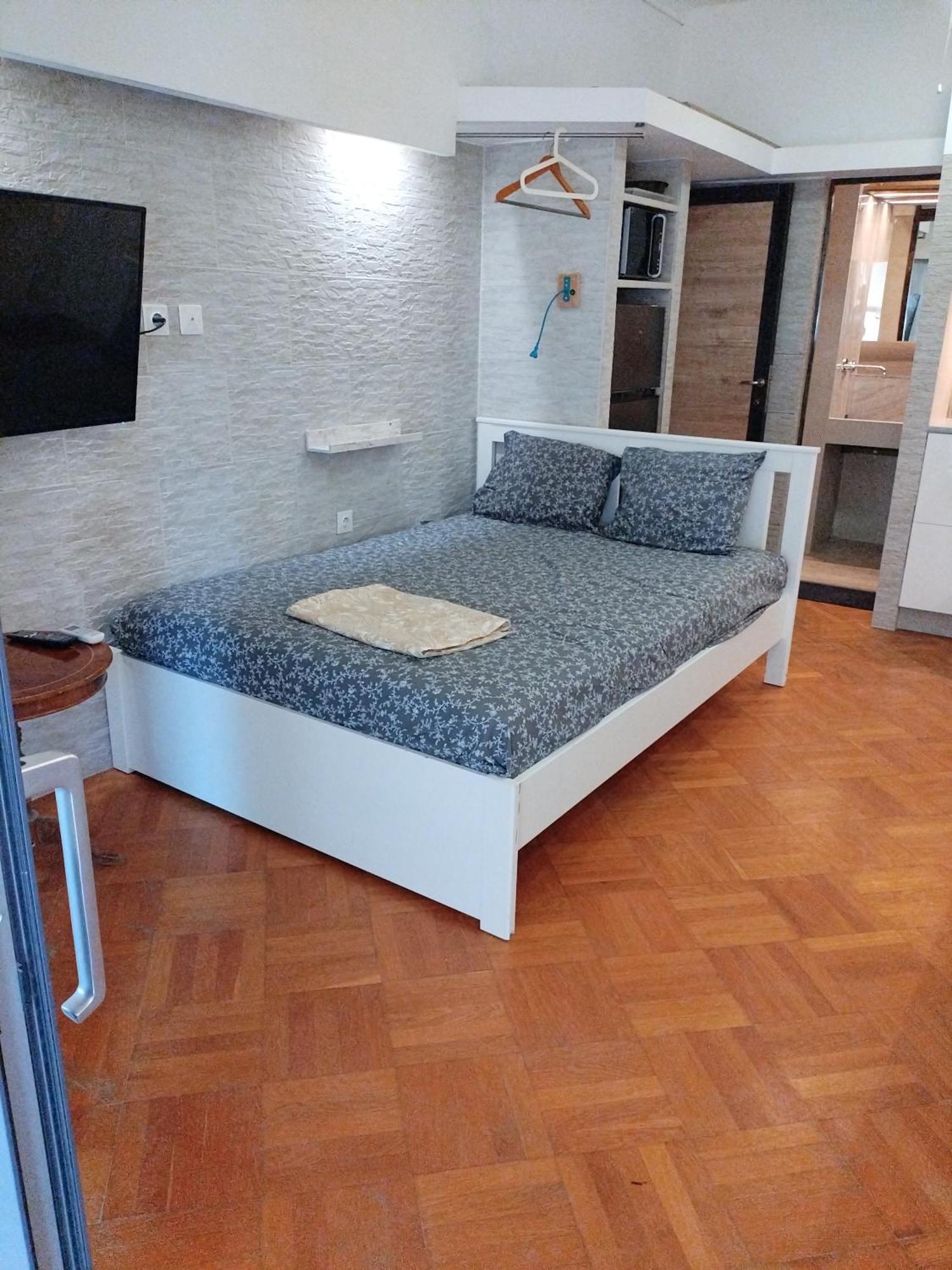 Sleeps 11 - Sea View - Balcony - Parking *